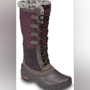 Womens The North Face Tall Snow Boots. NEW never worn